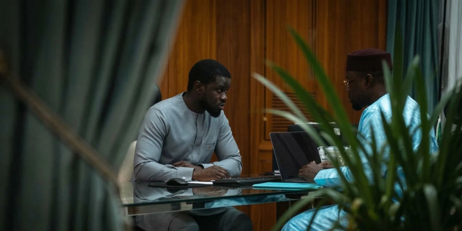 Bassirou Diomaye Faye reshuffles Senegal's government Réunion au Palais : Les nouvelles instructions de Bassirou Diomaye Faye à Ousmane Sonko