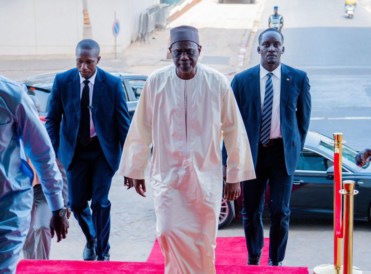 Ahmadou Al-Aminou Lo sworn in as new Prime Minister of Senegal during Primature ceremony