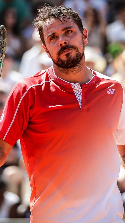 Stan Wawrinka s'est incliné au 1er tour de Roland-Garros face à Jesper de Jong, le 25 mai 2026, à Paris. (MATTHIEU MIRVILLE / AFP)