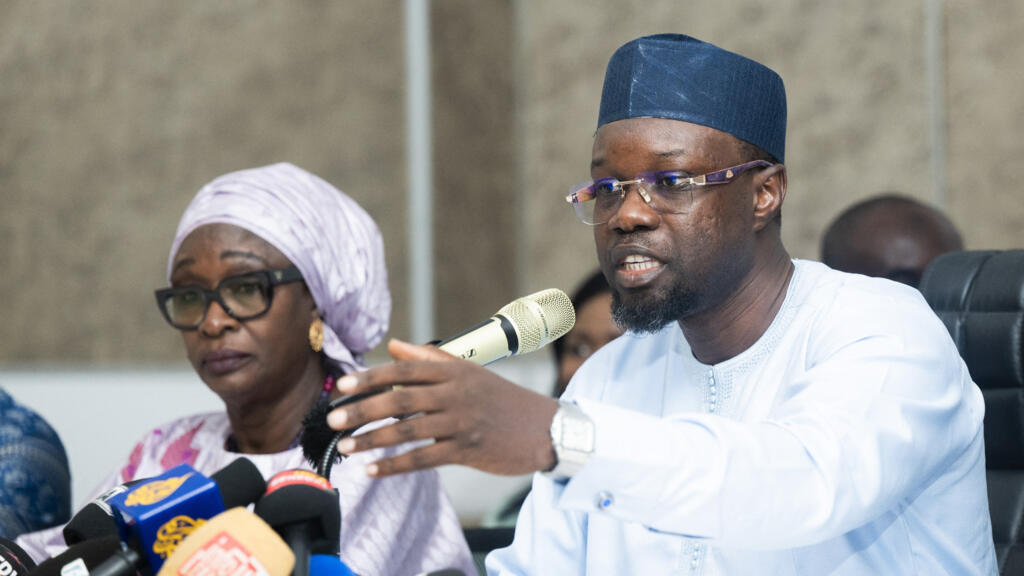 Ousmane Sonko addressing the press in Dakar on June 2