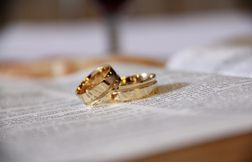 Il demande en mariage sa compagne au Leclerc où ils bossent tous les deux