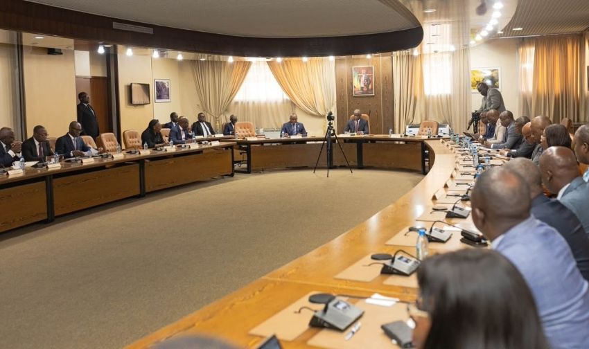 Government officials during budget planning session in Libreville