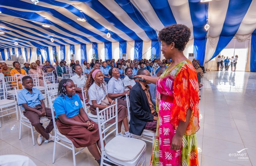 Students awarded in Moanda